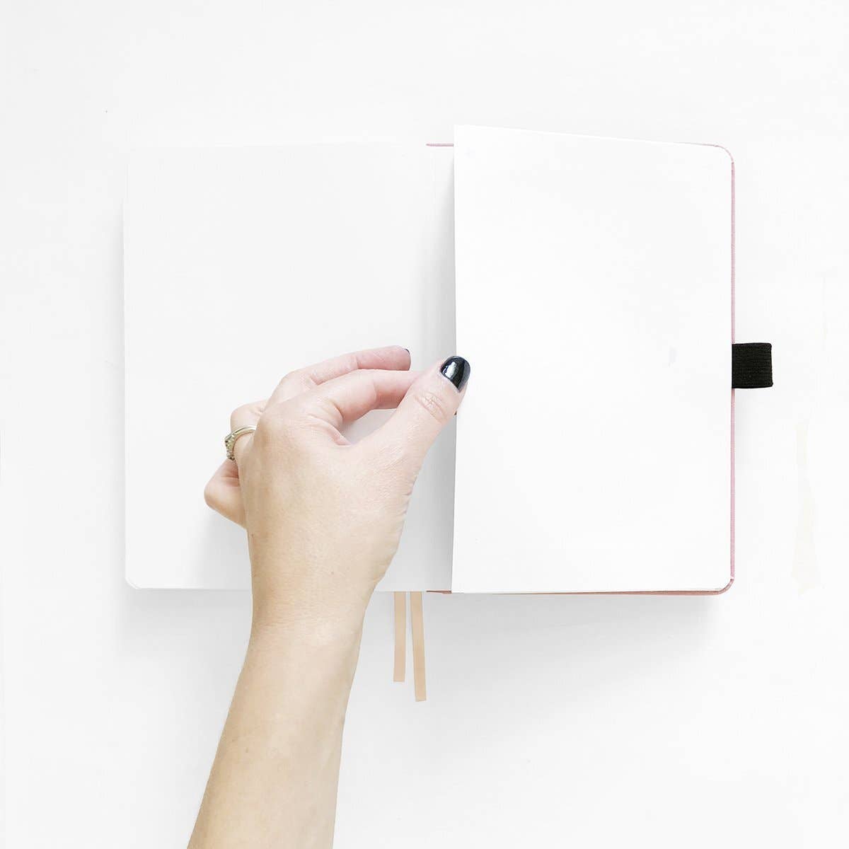 Archer and Olive - Lamp Post Notebook